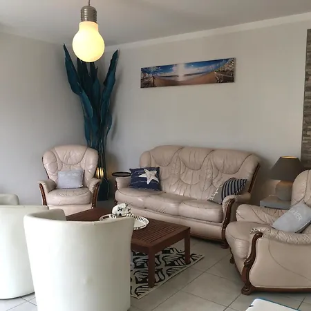 Vakantiehuis Maison De Charme A Avec Jardin, Proche Des Plages Et Commerces, Clim Et Wifi Inclus - Fr-1-306-1038 *