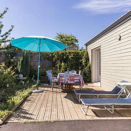 Vakantiehuis Maison De Charme A Avec Jardin, Proche Des Plages Et Commerces, Clim Et Wifi Inclus - Fr-1-306-1038 *