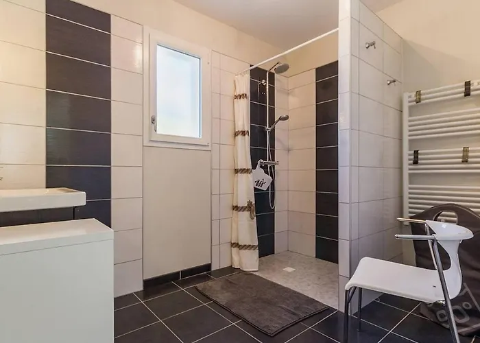 Maison De Charme à Avec Jardin, Proche Des Plages Et Commerces, Clim Et Wifi Inclus - Fr-1-306-1038 Casa vacanze