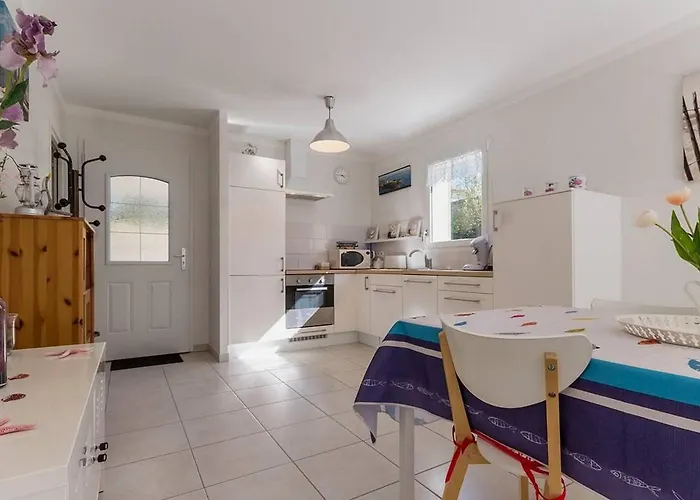 Maison De Charme à Avec Jardin, Proche Des Plages Et Commerces, Clim Et Wifi Inclus - Fr-1-306-1038 Pornic